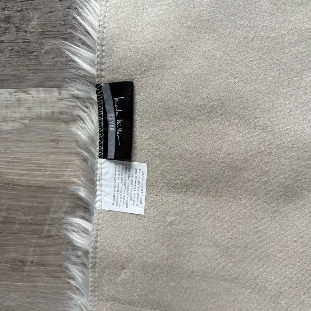 Nicole Miller fur gray
